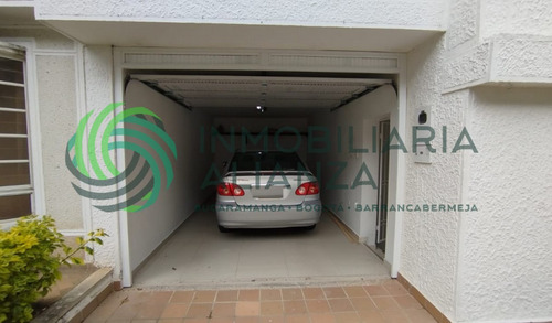 Casa En Arriendo En Cabecera Del Llano. Cod A16991