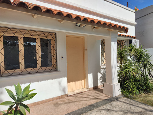 Venta Casa 3 Ambientes Vicente Lopez