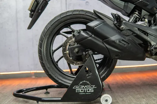 Bajaj Dominar 250 2022