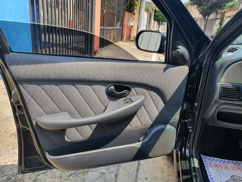 Fiat Siena 2003 1.8 Ex 4p