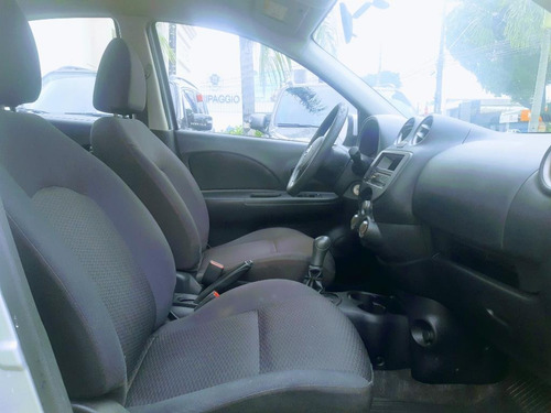 Imagem 5 de 9 de Nissan S March 1.0 Flex 5p