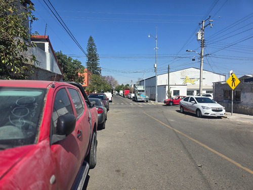 Terreno Comercial En Avenida Importante Col. Casa Blanca Con 36 Ml Sobre Calle Graciano Sánchez