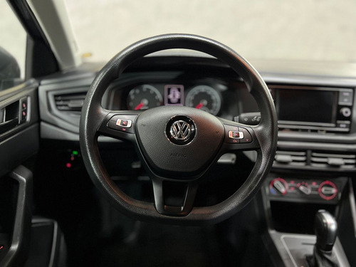 Volkswagen Virtus 1.6 MSI Flex 16V 4p Aut.