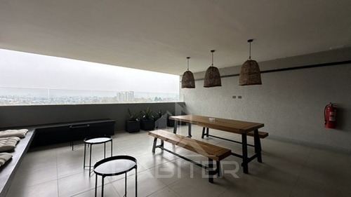 Departamento En Venta 2d/1b Con Amplia Terraza Edif Raices