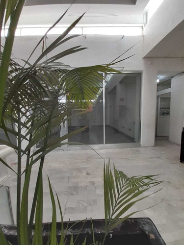 Imagen 2 de 2 de Se Renta Local Comercial En Plaza Galerias