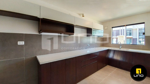 Imagen 6 de 13 de Casa En Venta Zona Urubo Condominio Los Parques 3