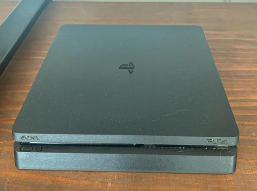 Playstation 4 Slim 500gb + 2 Mandos + 5 Juegos