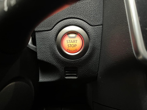 Nissan March 1.6 Advance At