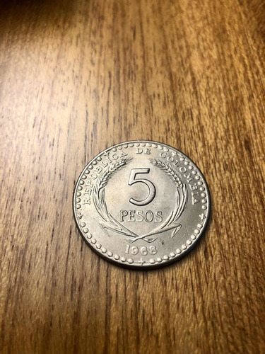 Moeda Peso Colombiano 5 Pesos 1968 Com Patina Lote 42 (Usado)