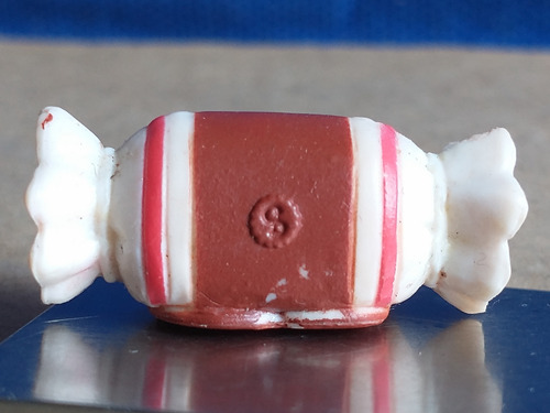 Shopkins Food Fair Tootsie Cutie Roll Moose (Usado)