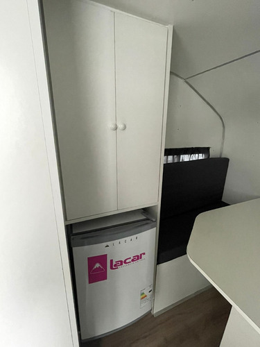 Casa Rodante Laus 250 Con Puerta Lateral Para Dos Personas