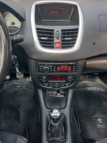 Imagen 10 de 14 de Peugeot 207 2012 1.6 Xt