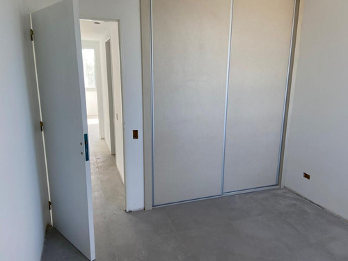 Av San Martin Al 1300 Venta Departamento 3 Dormitorios En Granadero Baigorria