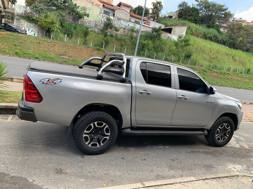 Toyota Hilux CD 2.8 cabine dupla Diesel