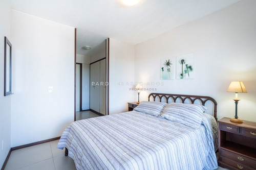 Imagen 17 de 30 de Venta Apartamento Dos Dormitorios En Torre Punta Del Este