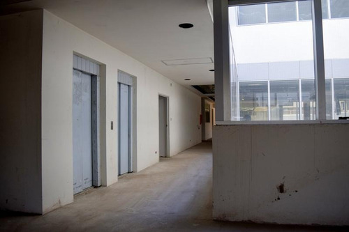 Imagen 9 de 30 de Excepcional Proyecto - Cocheras - Plantas Libres De Oficinas - Depósitos.