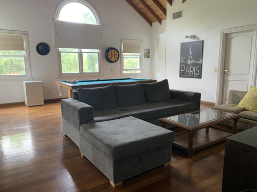 Casa En Venta En Martindale, Pilar