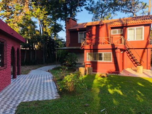 Casa En Venta De 4 Dormitorios En San Rafael