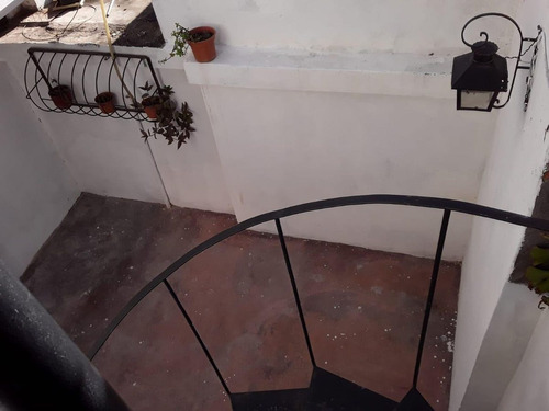 Venta Departamento 2 Dormitorios Barrio Sur C/coch