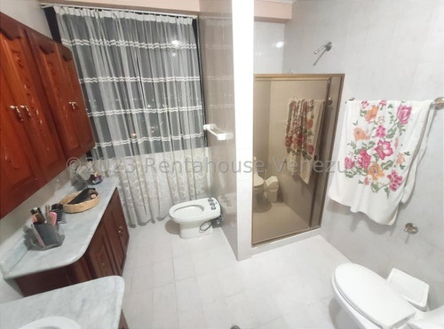 Imagen 27 de 30 de && Penthouse En Venta Al Este De Barquisimeto Lara Rah 23-23690 //invierta Seguro Con Rentahouse//