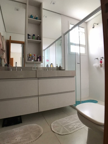 Boulevard Tamboré - Maison - 240m² - 4 Suítes; 3 Vagas; Repleto De Planejados; Vista Para Mata - Cncd170