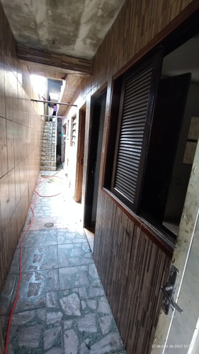 3 Casas Com 5 Cômodos Ambas No Mesmo Terreno