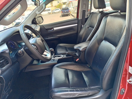 Toyota Hilux 2.8 Tdi Cabina Doble At