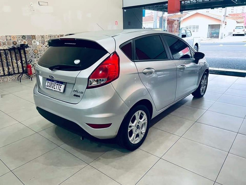 Imagem 3 de 10 de Ford Fiesta 2016 1.5 S Flex 5p