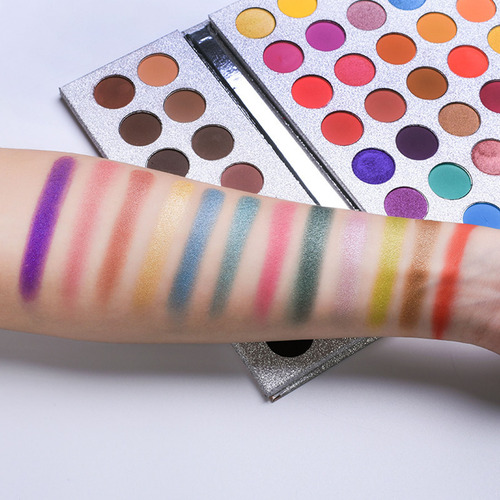 Paleta Sombras Perdurable De Colores Vivos Para Partido