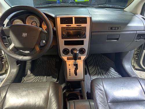 Imagen 8 de 12 de Dodge Caliber Año 2009