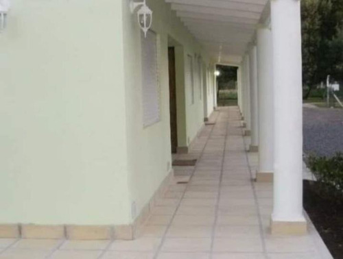Edificio Comercial En Venta - 8 Dormitorios 7 Baños - Cochera - 1720mts2 - San Miguel Del Monte