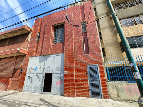 Edificio Comercial Ubicada En San Agustín, Urb. El Conde 