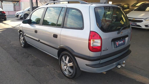 Imagem 4 de 9 de Chevrolet Zafira 2.0/ Cd 2.0 8v Mpfi 5p Mec. 2008