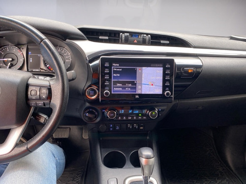 Toyota Picape Cabine Dupla SRX 2.8 TDI CD 4x4 (Aut)