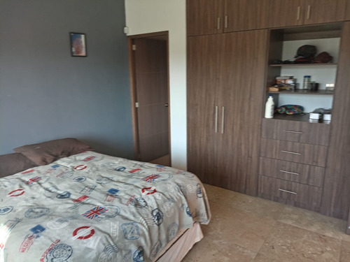 Casa En Venta Con Alberca Privada En Par Vial Jiutepec Morelos