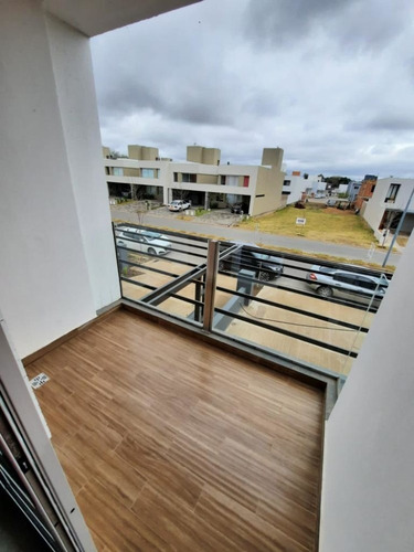 Imagen 14 de 25 de Greenville 2, Duplex En Venta De 3 Dormitorios, Escritorio, 3 Baños