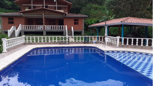 Finca De Recreo En Barbosa Antioquia 