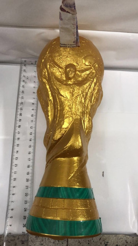 Imagen 3 de 5 de Bolsa X 10 Unidades Copa Del Mundo Alcancia Plastica