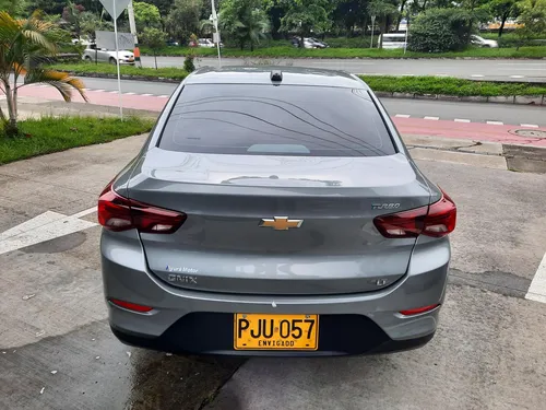Chevrolet Onix LT 1.0 M/T 4 P