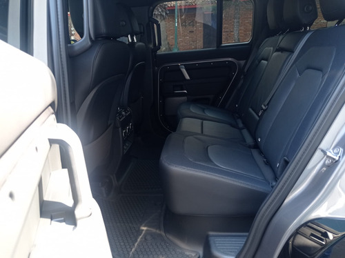 Land Rover Defender 110 3.0 X Dynamic S 400ps Mhev 2024
