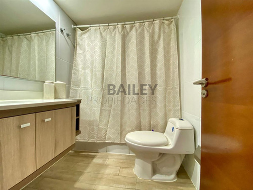 Departamento En Arriendo Amoblado De 2 Dorm. En Concón