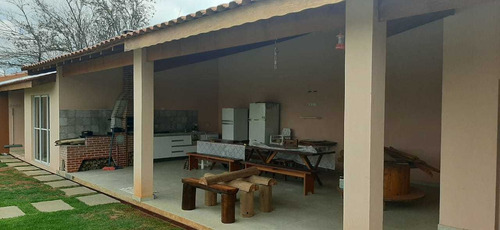1.000 M², Chácara 04 Dormitórios, Edicula E Churrasqueira !!