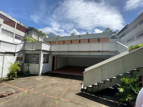 Imagen 23 de 25 de Venta De Casa En Los Chorros, Calle El Rosario, Municipio Secre