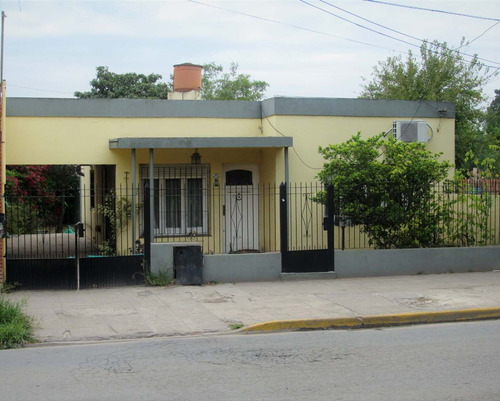 Venta Casa  Paso Del Rey Tres Ambientes Parque