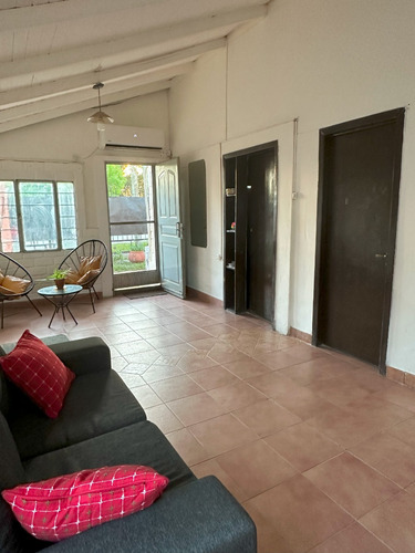 Casa En Virrey Del Pino A Pasos De Ruta 3