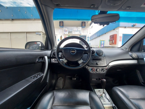 Chevrolet Aveo Emotion 2012 1.6l