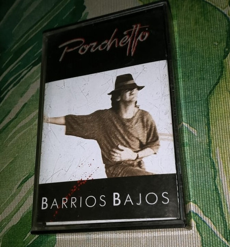 Cassette Raúl Porchetto - Barrios Bajos