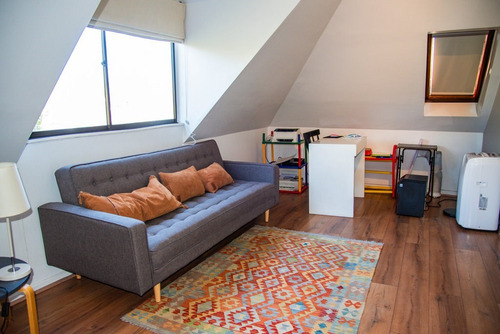 Casa En Condominio En Venta 4 Dorm. Y Estar Lo Barnechea