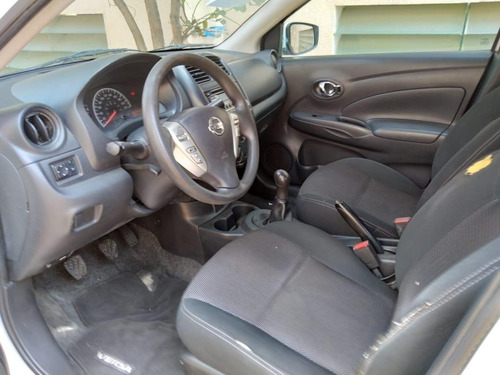 Nissan Versa 1.6 Sense Mt 2017