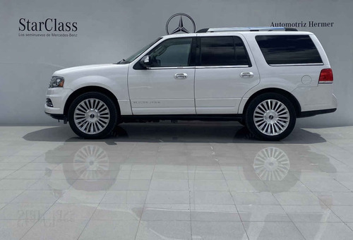 Imagen 8 de 15 de Lincoln Navigator 2015 5p Reserve V6/3.5/t Aut 4x4